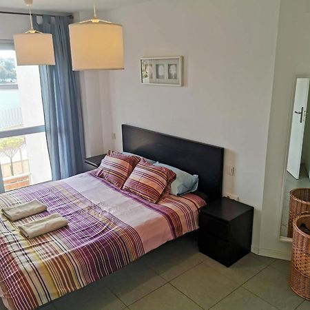 Modern Seafront Flat With A Private Garage Apartment El Medano  Room photo