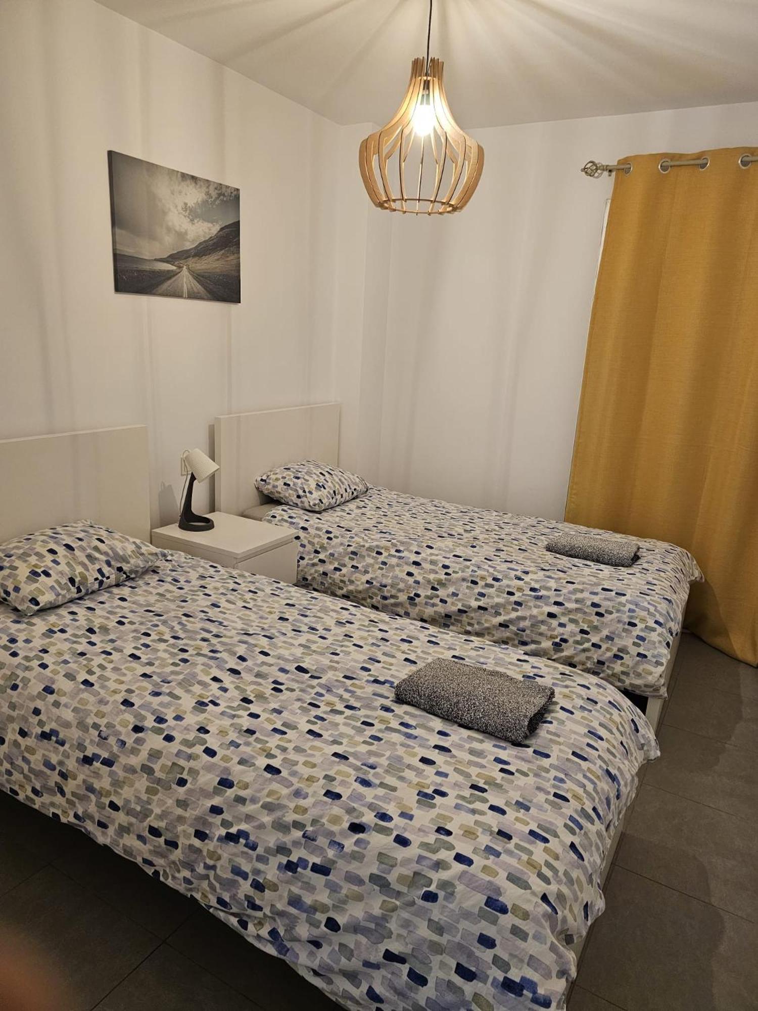 Modern Seafront Flat With A Private Garage Apartment El Medano  Exterior photo